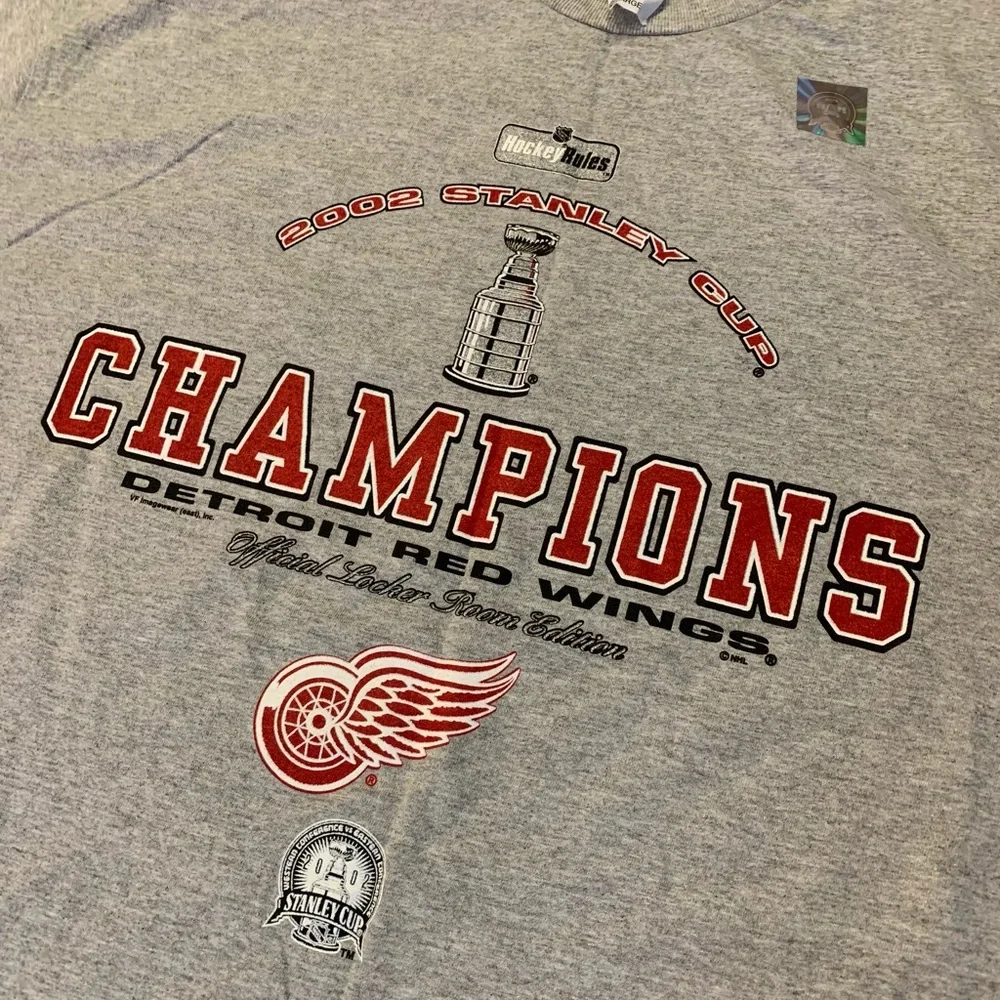 Vintage 2002 NHL Detroit Red Wings Champions shirt - Picture 2 of 5